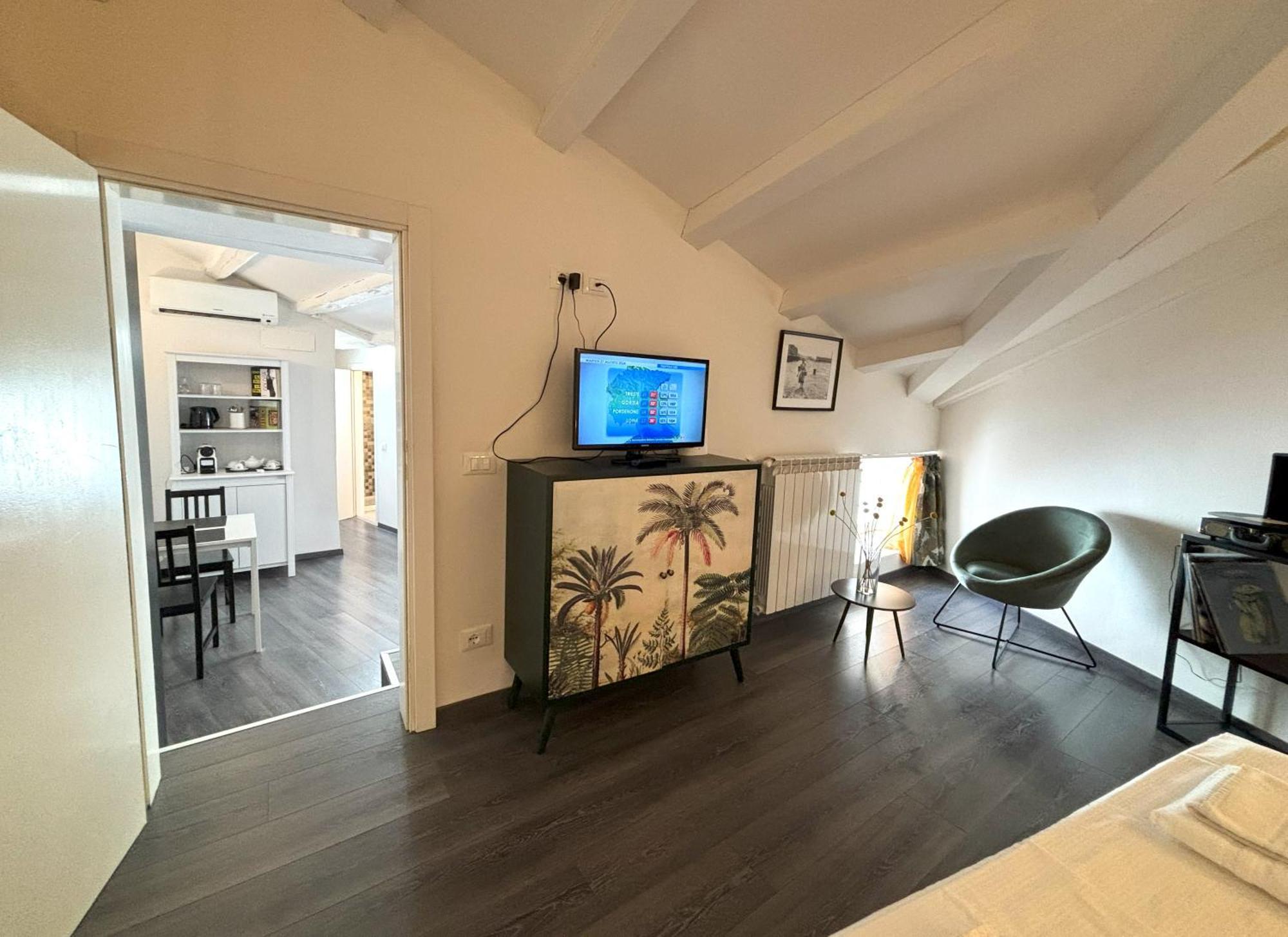 Interno 24 Apartment
